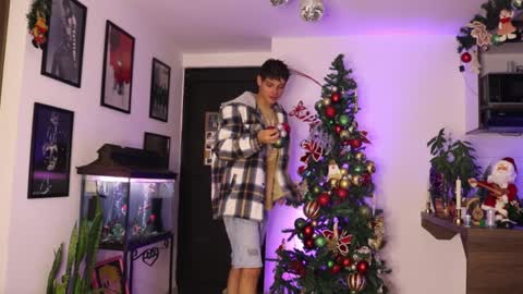 Snapshot of morgan_hiller chatting on January 2025 12:51:02 AM online show from January 2025 12:51:02 AM