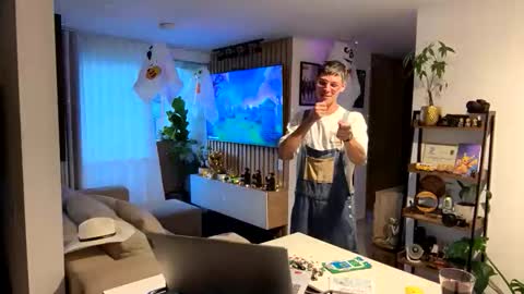 Snapshot of morgan_hiller chatting on October 2025 10:33:02 PM online show from October 2025 10:33:02 PM