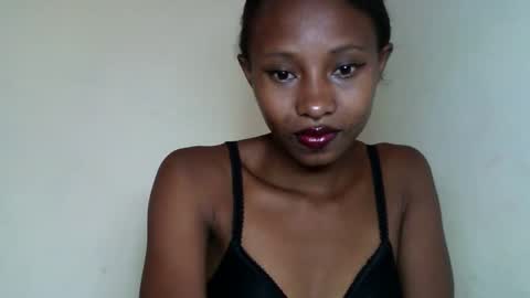 morgane_69 online show from May 2026 07:04:02 AM