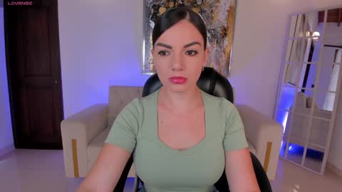 Snapshot of morganhicks chatting on November 2025 07:47:02 PM Morgan Hicks online show from November 2025 07:47:02 PM