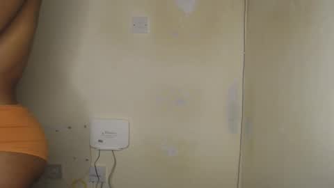 Mellisa online show from November 2025 10:23:01 PM