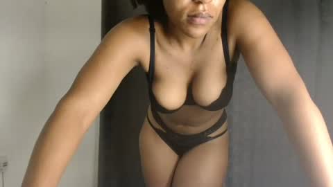 Mellisa online show from July 2026 10:14:02 PM