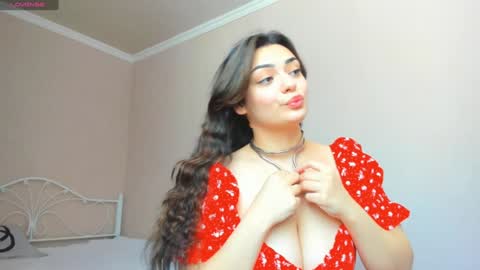 Snapshot of moroccan_diamond_ chatting on February 2025 07:18:02 AM Medina online show from February 2025 07:18:02 AM
