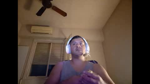 Snapshot of morocho777 chatting on December 2024 05:06:02 AM Bruno online show from December 2024 05:06:02 AM