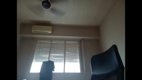 Snapshot of morocho777 chatting on February 2025 09:46:02 PM Bruno online show from February 2025 09:46:02 PM