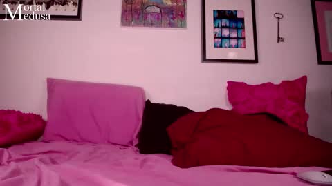 Medusa the Snake Goddess online show from February 2025 03:20:01 AM