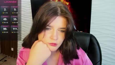 Snapshot of morygirl chatting on September 2025 01:00:02 PM mori online show from September 2025 01:00:02 PM