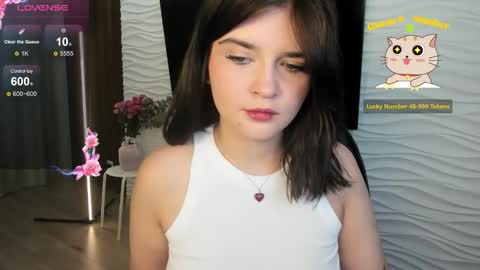 Snapshot of morygirl chatting on September 2025 01:14:02 PM mori online show from September 2025 01:14:02 PM