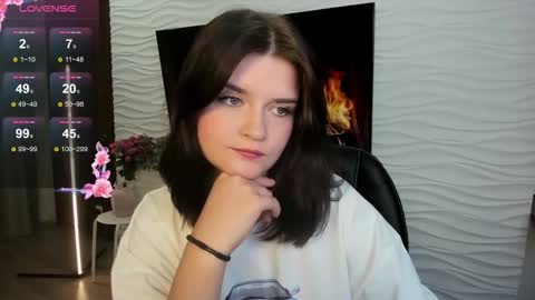 Snapshot of morygirl chatting on September 2025 01:26:02 PM mori online show from September 2025 01:26:02 PM