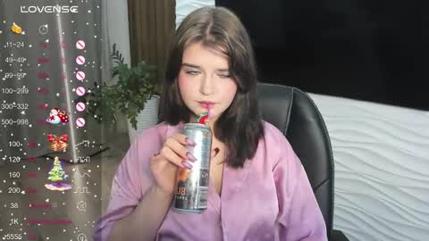 Snapshot of morygirl chatting on December 2025 01:39:01 PM mori online show from December 2025 01:39:01 PM