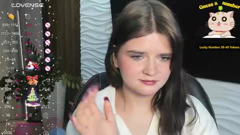 Snapshot of morygirl chatting on December 2025 07:53:02 PM mori online show from December 2025 07:53:02 PM