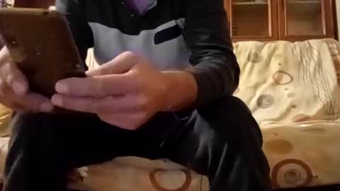 Snapshot of mospeleu chatting on January 2025 05:58:02 AM Nomadu online show from January 2025 05:58:02 AM