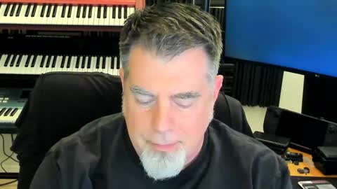 Snapshot of mostly_unbothered chatting on September 2025 06:13:02 AM mostly_unbothered online show from September 2025 06:13:02 AM