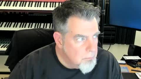 Snapshot of mostly_unbothered chatting on September 2025 04:23:01 AM mostly_unbothered online show from September 2025 04:23:01 AM