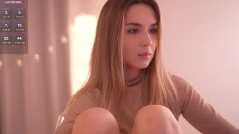 MIRA online show from November 2025 04:05:01 PM