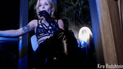 Snapshot of motherofdragons__ chatting on March 2025 02:29:02 PM fansly kirarodshtein online show from March 2025 02:29:02 PM