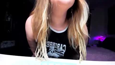 Snapshot of motorkate chatting on February 2025 08:42:02 PM motorkate online show from February 2025 08:42:02 PM