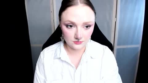 Snapshot of motorkate chatting on November 2025 06:34:02 AM motorkate online show from November 2025 06:34:02 AM