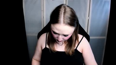 Snapshot of motorkate chatting on November 2025 06:30:01 PM motorkate online show from November 2025 06:30:01 PM