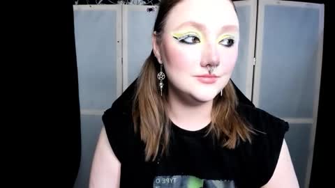 Snapshot of motorkate chatting on November 2025 05:18:01 AM motorkate online show from November 2025 05:18:01 AM