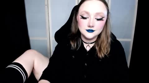 Snapshot of motorkate chatting on December 2025 12:53:01 AM motorkate online show from December 2025 12:53:01 AM