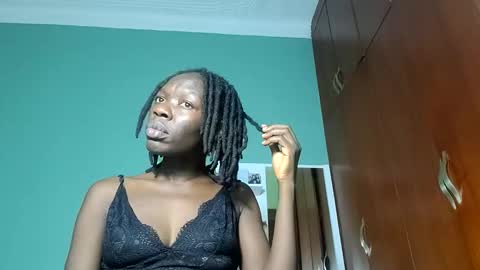 Snapshot of mouthymiss chatting on March 2025 02:10:02 PM Mouthymiss online show from March 2025 02:10:02 PM