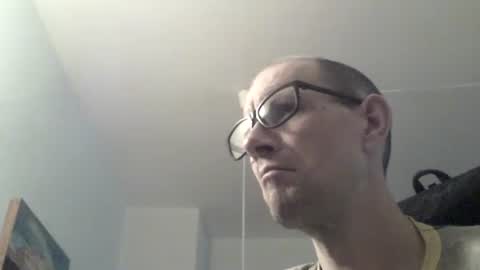 Snapshot of moviem1978 chatting on December 2024 08:56:01 AM Frederik online show from December 2024 08:56:01 AM