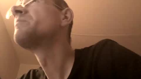 Snapshot of moviem1978 chatting on January 2025 04:59:01 PM Frederik online show from January 2025 04:59:01 PM