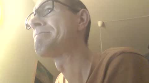 Snapshot of moviem1978 chatting on January 2025 03:59:02 PM Frederik online show from January 2025 03:59:02 PM