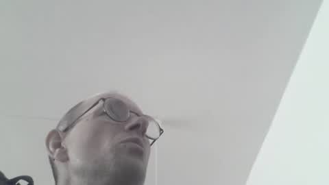 Snapshot of moviem1978 chatting on March 2026 03:47:01 PM Frederik online show from March 2026 03:47:01 PM