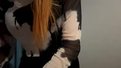 Jenny online show from November 2025 03:49:01 PM