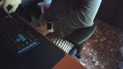 Snapshot of mr0699hotboy chatting on November 2025 11:20:01 AM mr0699hotboy online show from November 2025 11:20:01 AM