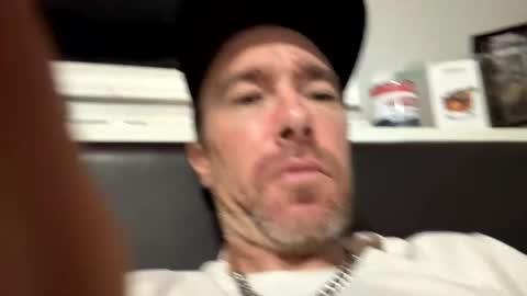 Snapshot of mr_a420 chatting on December 2025 09:21:02 PM mr_a420 online show from December 2025 09:21:02 PM