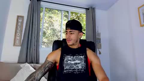 Snapshot of mr_adrian_ chatting on June 2026 05:47:02 PM online show from June 2026 05:47:02 PM