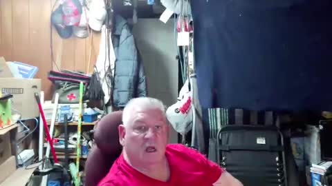Snapshot of mr_canoe_licker_69 chatting on December 2024 08:50:01 PM mr_canoe_licker_69 online show from December 2024 08:50:01 PM