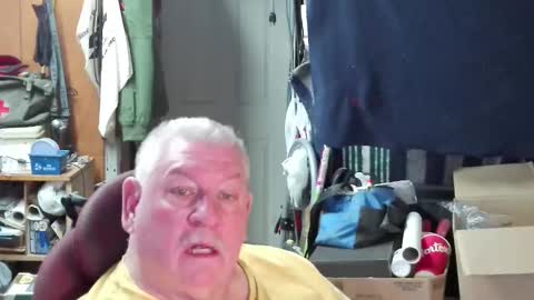 Snapshot of mr_canoe_licker_69 chatting on February 2025 12:48:02 PM mr_canoe_licker_69 online show from February 2025 12:48:02 PM