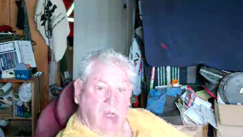 Snapshot of mr_canoe_licker_69 chatting on March 2025 02:40:01 PM mr_canoe_licker_69 online show from March 2025 02:40:01 PM