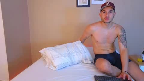 Snapshot of mr_danni_ chatting on March 2025 09:00:02 PM Danny Aleja online show from March 2025 09:00:02 PM