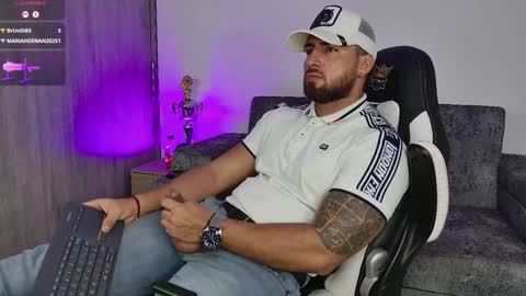 Snapshot of mr_david_cox chatting on February 2025 03:32:02 AM David online show from February 2025 03:32:02 AM