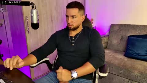 Snapshot of mr_david_cox chatting on February 2025 01:05:02 PM David online show from February 2025 01:05:02 PM