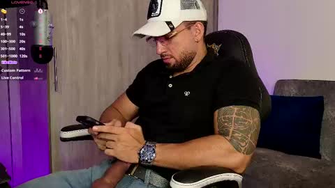 Snapshot of mr_david_cox chatting on March 2025 12:53:01 AM David online show from March 2025 12:53:01 AM