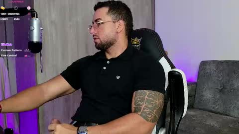 Snapshot of mr_david_cox chatting on March 2025 12:47:01 PM David online show from March 2025 12:47:01 PM