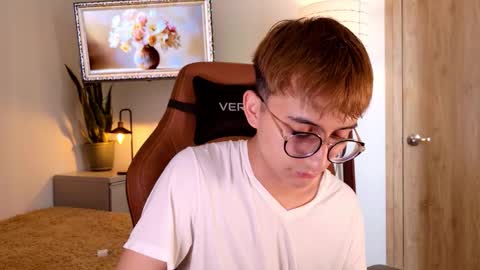 Mr Evans online show from November 2025 04:17:02 PM