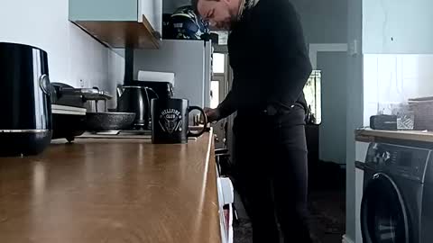 Snapshot of mr_i_ chatting on January 2025 11:13:02 AM mr_i_ online show from January 2025 11:13:02 AM