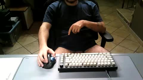 mr_kaa online show from April 2026 06:57:01 PM