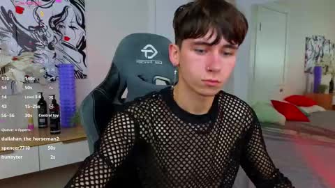 Snapshot of mr_lucky_guy chatting on February 2025 03:19:01 AM Kris online show from February 2025 03:19:01 AM