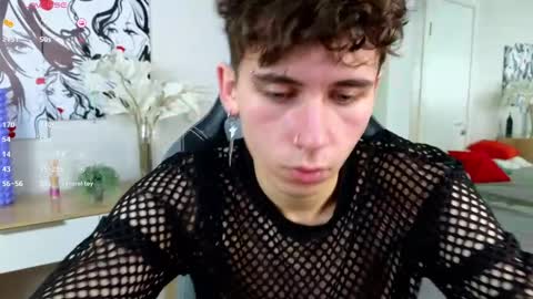 Snapshot of mr_lucky_guy chatting on February 2025 06:34:02 AM Kris online show from February 2025 06:34:02 AM