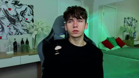 Snapshot of mr_lucky_guy chatting on February 2025 10:25:01 PM Kris online show from February 2025 10:25:01 PM