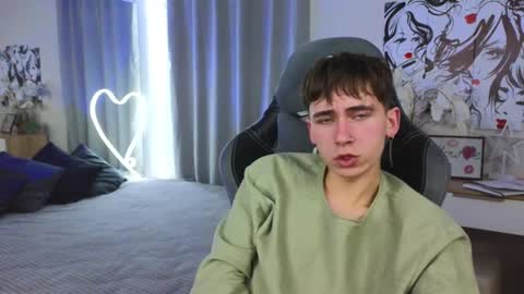 Snapshot of mr_lucky_guy chatting on February 2025 09:59:01 PM Kris online show from February 2025 09:59:01 PM