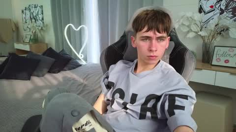 Snapshot of mr_lucky_guy chatting on February 2025 05:30:02 AM Kris online show from February 2025 05:30:02 AM